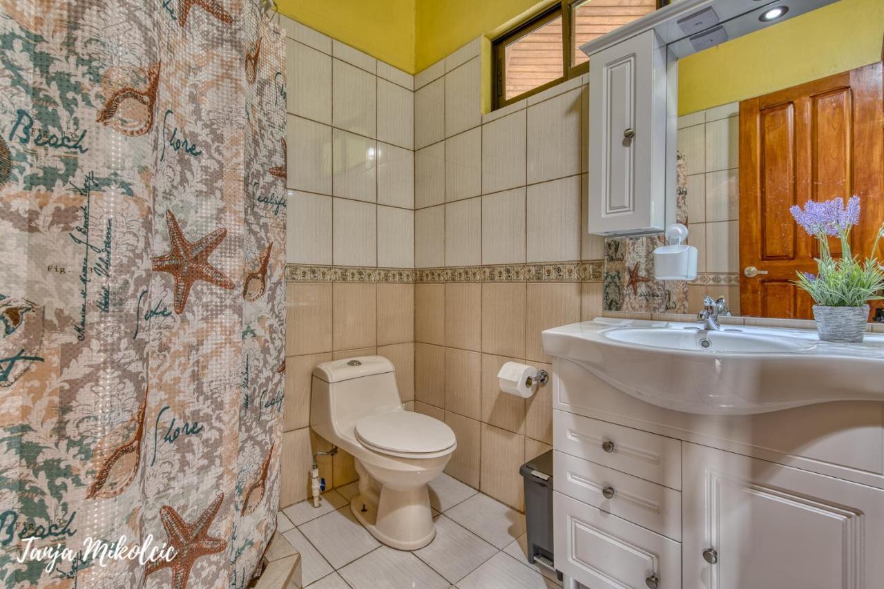 Casa Verde Puerto Viejo de Talamanca Bagian luar foto