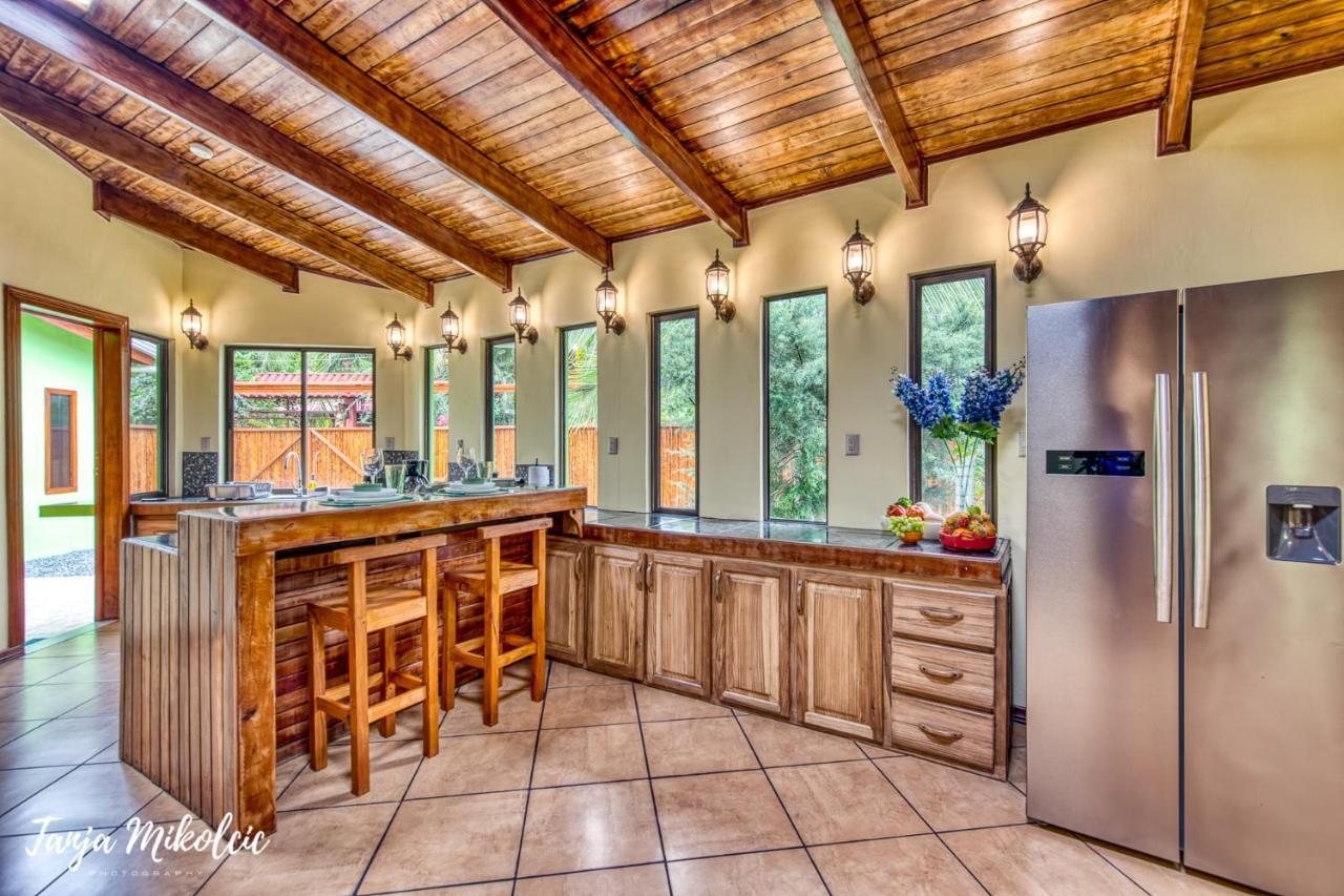 Casa Verde Puerto Viejo de Talamanca Bagian luar foto